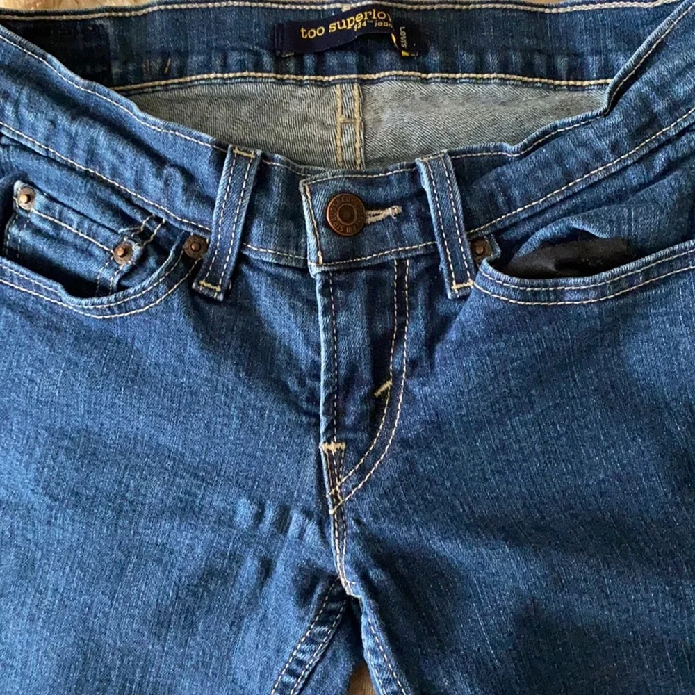~Levi’s~ Vintage Too Superlow 524 Skinny Jeans